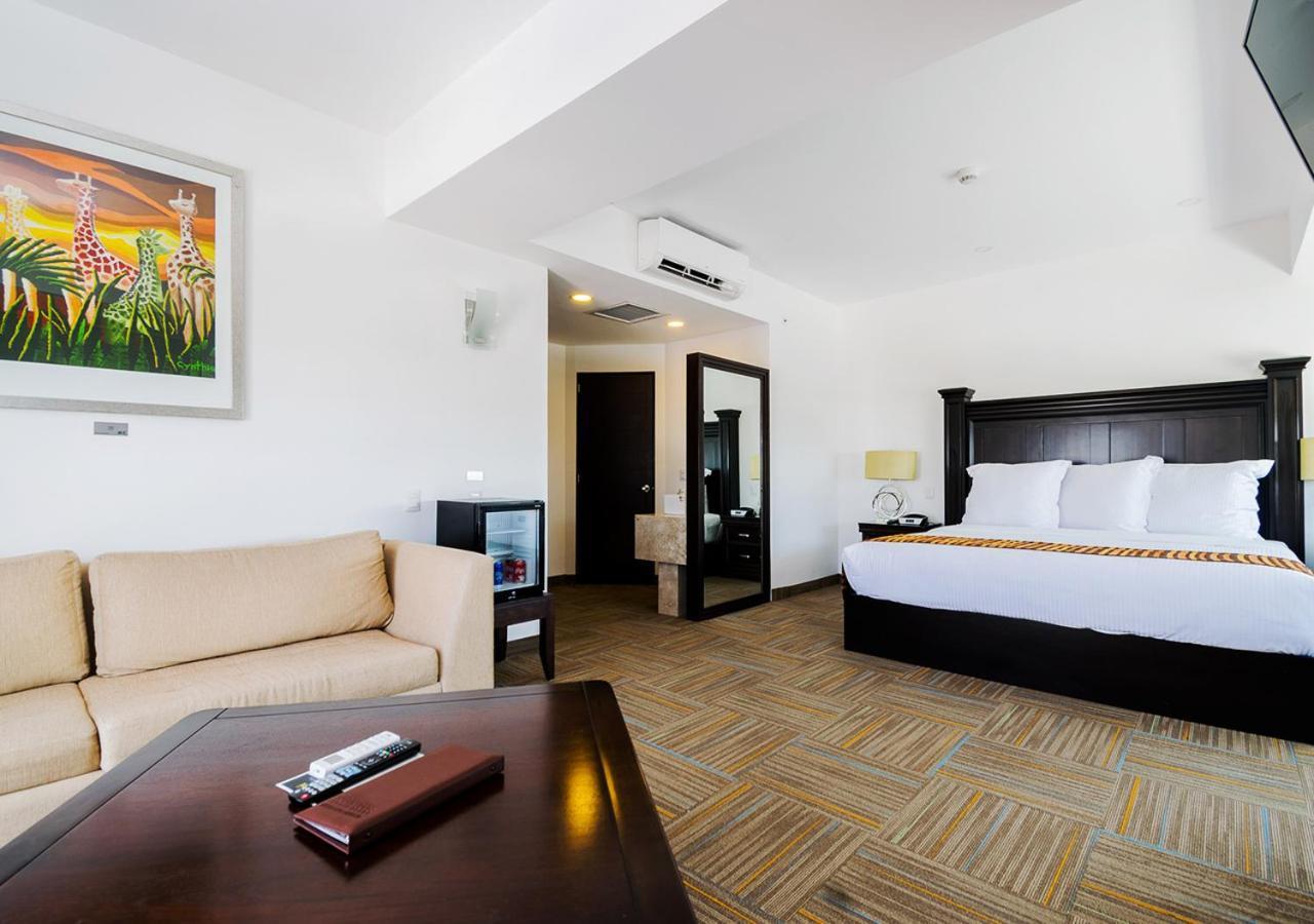 Hotel Stadium Λεόν Εξωτερικό φωτογραφία Suite