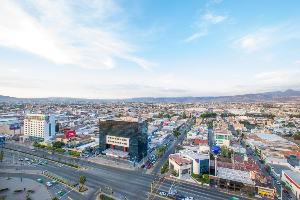 Hotel Stadium Λεόν Εξωτερικό φωτογραφία View of the city