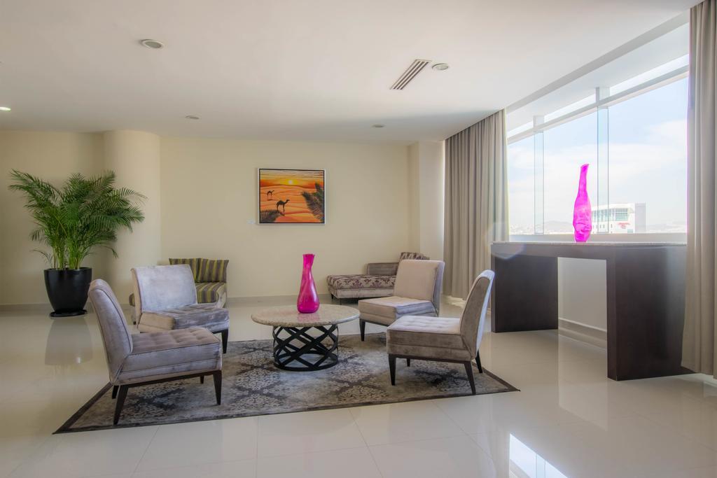 Hotel Stadium Λεόν Εξωτερικό φωτογραφία Lobby